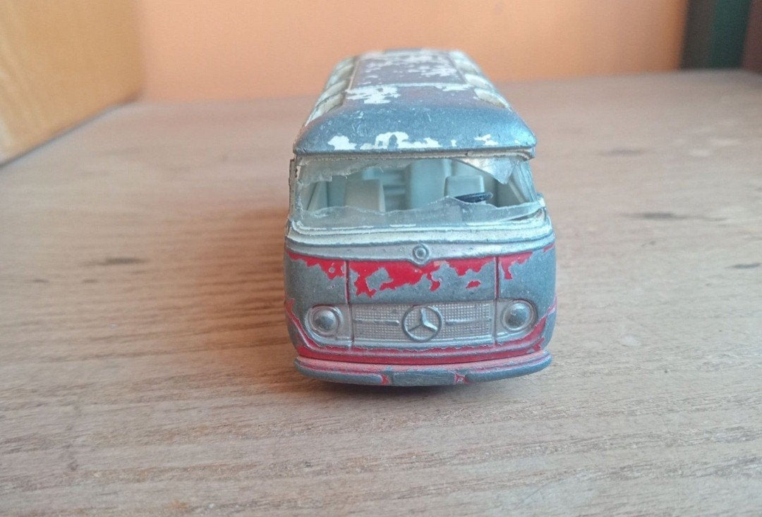 Dinky toys 541 mercedes benz minibus, Verzenden, Gebruikt