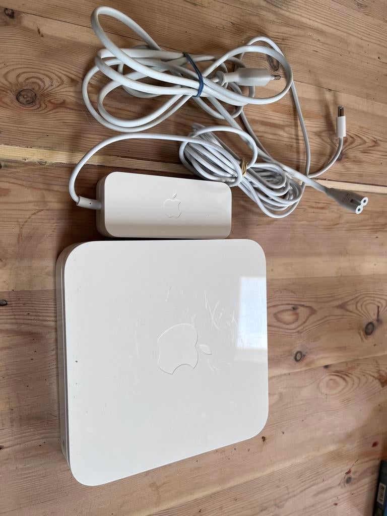 Apple AirPort Extreme A1354, Computers en Software, Ophalen, Zo goed als nieuw