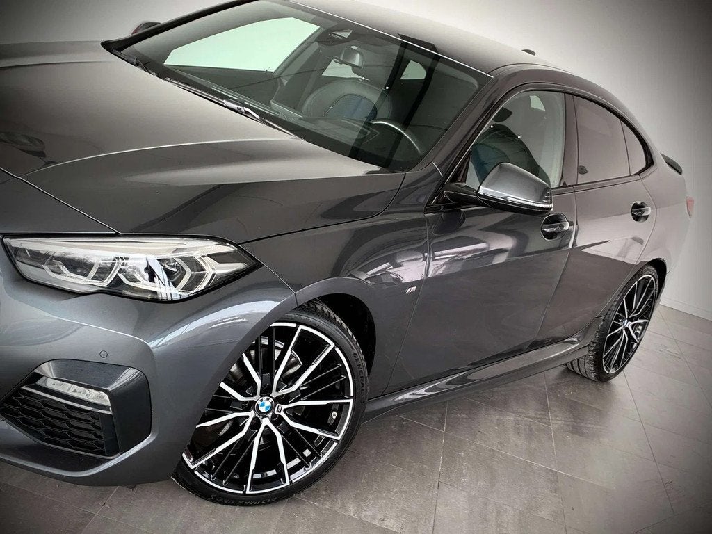 BMW 2 Serie 218 iA Gran Coupé FULL PACKM-COCKPIT-CARPLAY-JA, Auto's, Automaat, 4 deurs, Gebruikt, 1905 kg