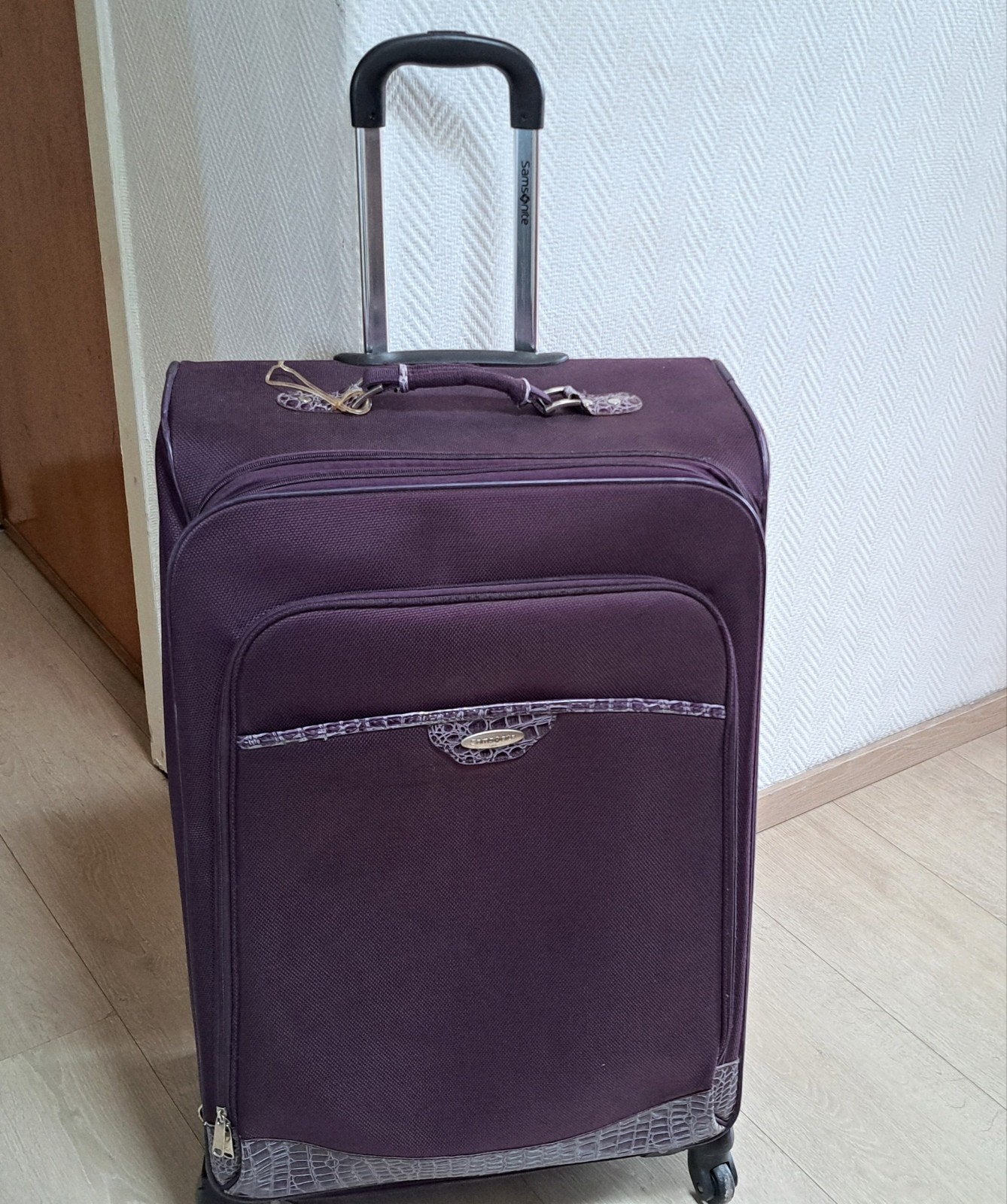 Samsonite grote trolleykoffer met 4 wielen maat 75/45, Ophalen, Gebruikt, Wieltjes