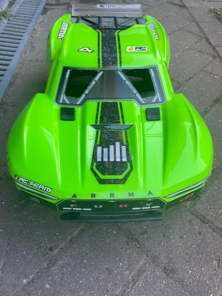 Arrma fury rtr, Hobby & Loisirs créatifs, Échelle 1:10, Voiture off road, Enlèvement, Utilisé
