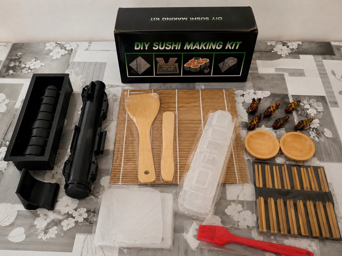 Kit Sushi Bazooka Complet Neuf – Accessoires Inclus, Hobby en Vrije tijd, Taarten en Cupcakes maken, Nieuw, Bakvorm, Ophalen