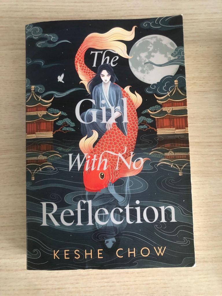 The girl with no reflection, Boeken, Fantasy, Ophalen of Verzenden, Zo goed als nieuw, Keshe Chow