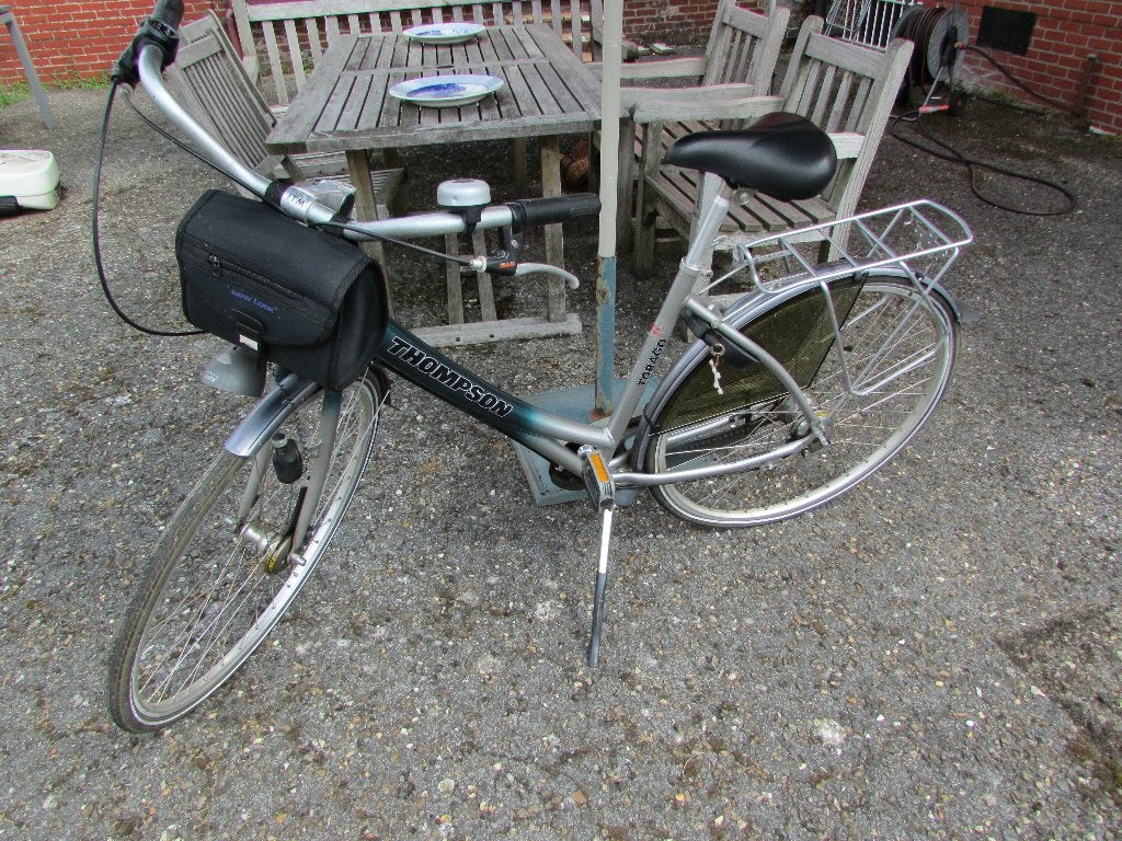 damesfiets Thompson 100 euro., Ophalen, Zo goed als nieuw, Overige merken, Versnellingen