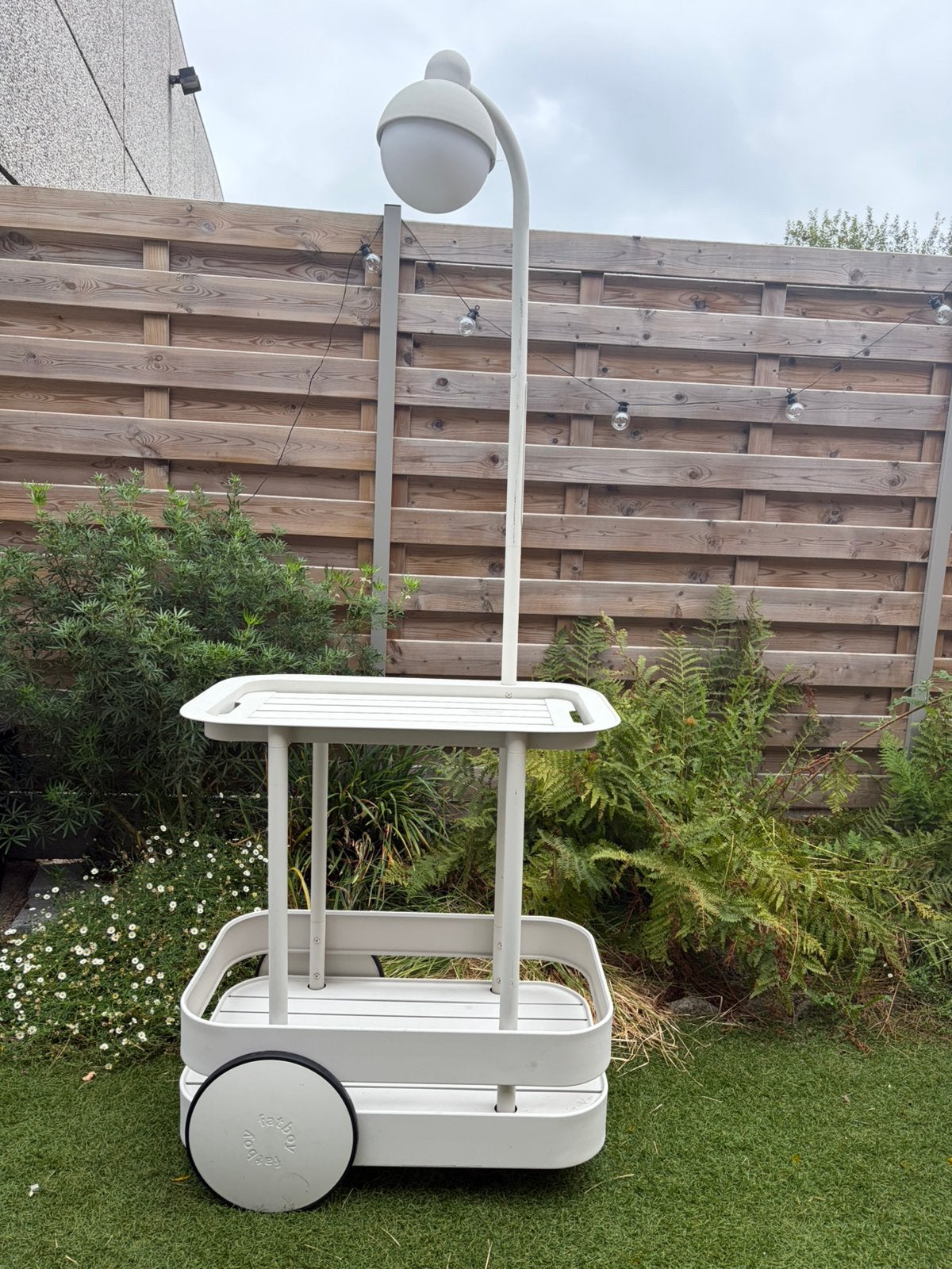 Bartafel Fatboy jolly trolly, Huis en Inrichting, Ophalen, Zo goed als nieuw