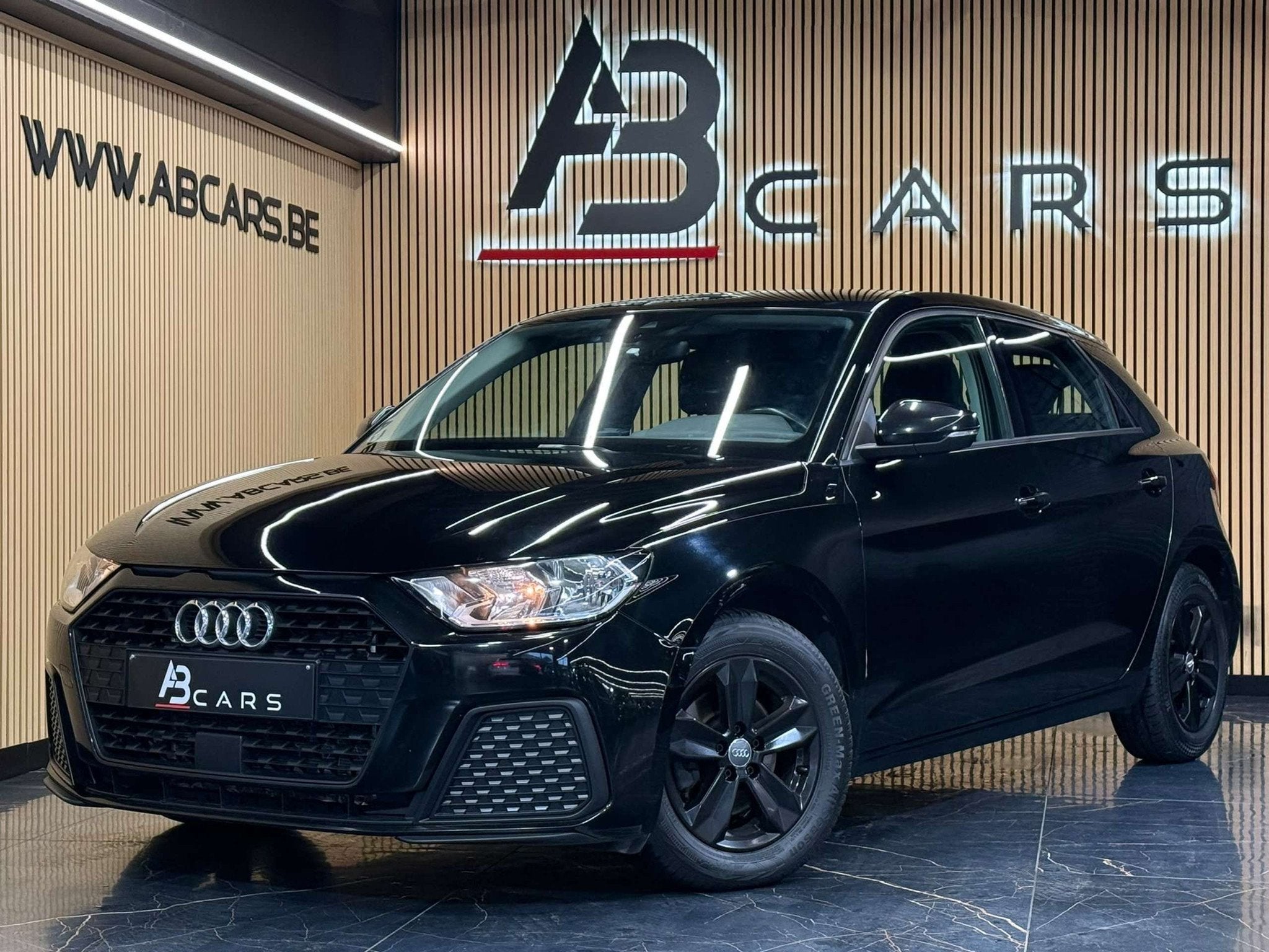 Audi A1 Sportback 30 TFSI * GARANTIE 12 MOIS * (bj 2019), Auto's, https://public.car-pass.be/vhr/3b9a5e04-817e-4e73-9184-fb90e90fda02