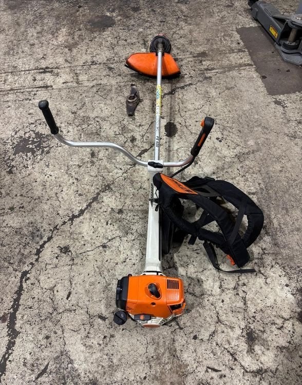 Tondeuse à gazon Stihl FS400, Jardin & Terrasse, Coupe-bordures, Stihl, Comme neuf, 10 à 30 cm, Essence