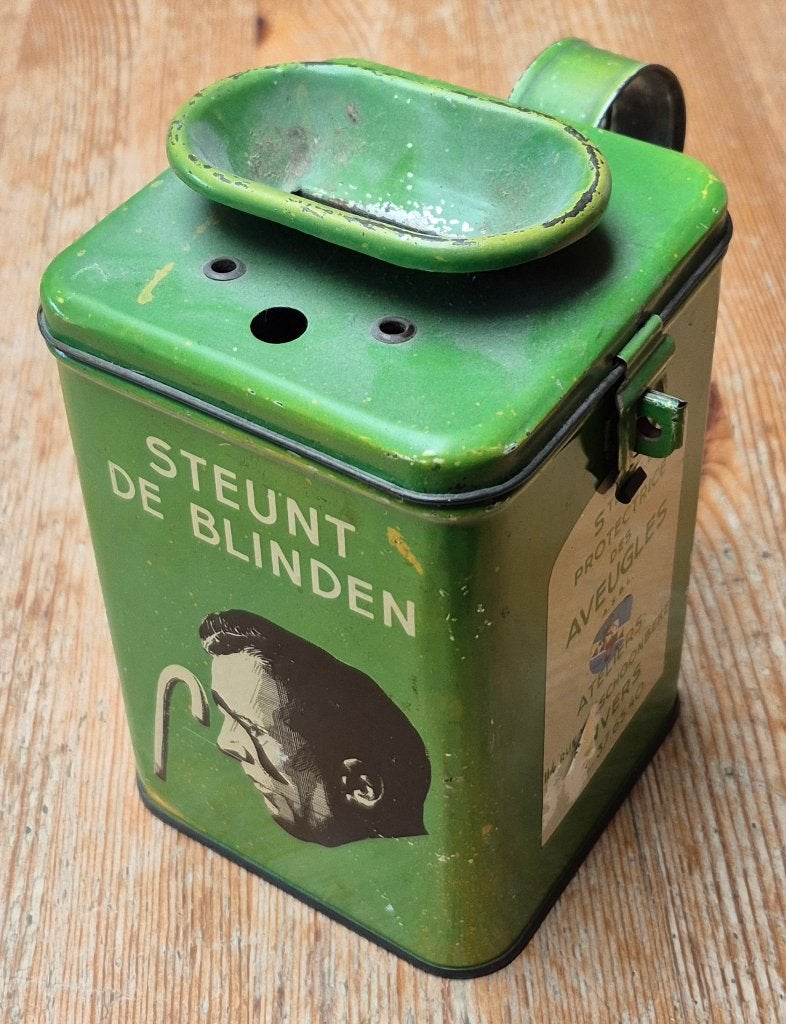 Oude blikken collectebus Steunt de Blinden Antwerpen, Ophalen of Verzenden, Gebruikt, Overige, Overige merken