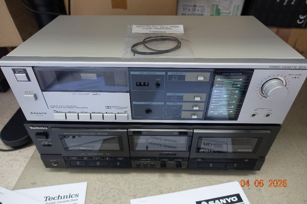 2 platines à cassettes avec sac mixte 35 cassettes, TV, Hi-fi & Vidéo, Decks cassettes, Enlèvement, Simple