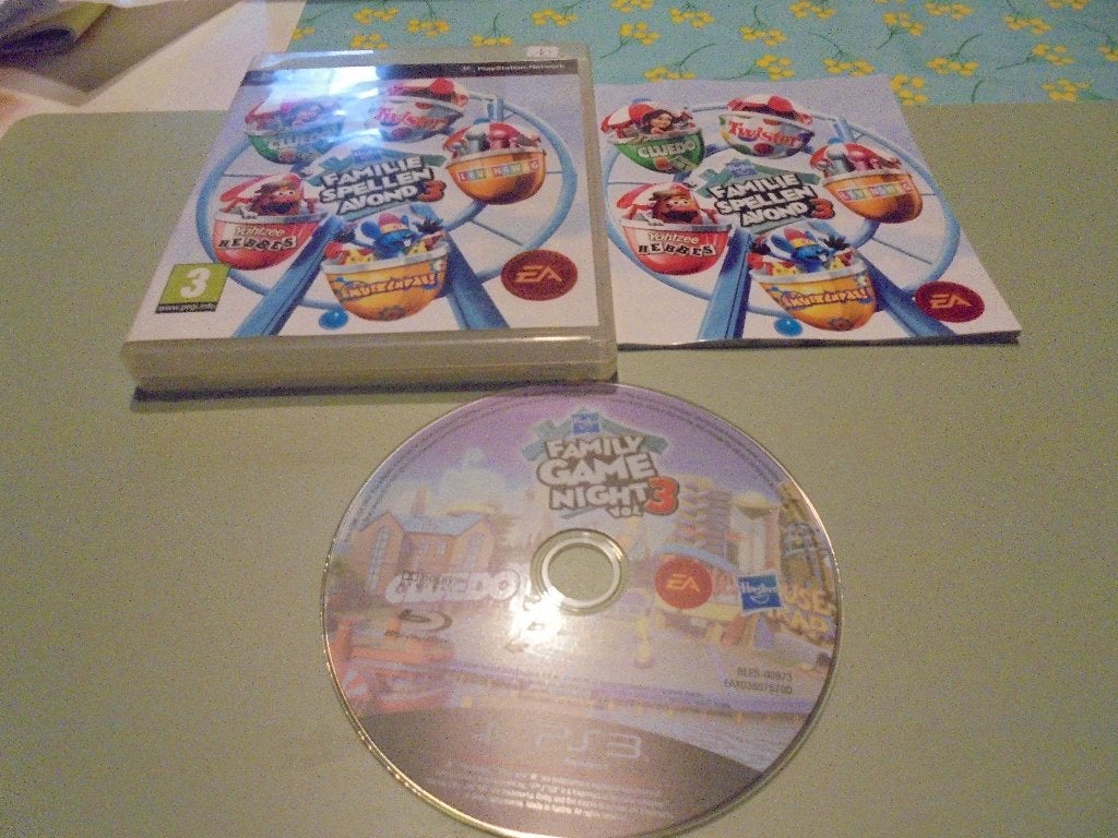 Playstation 3 Hasbro Familie Spellen Avond 3 (CIB), Puzzel en Educatief, Ophalen of Verzenden, Zo goed als nieuw, 3 spelers of meer