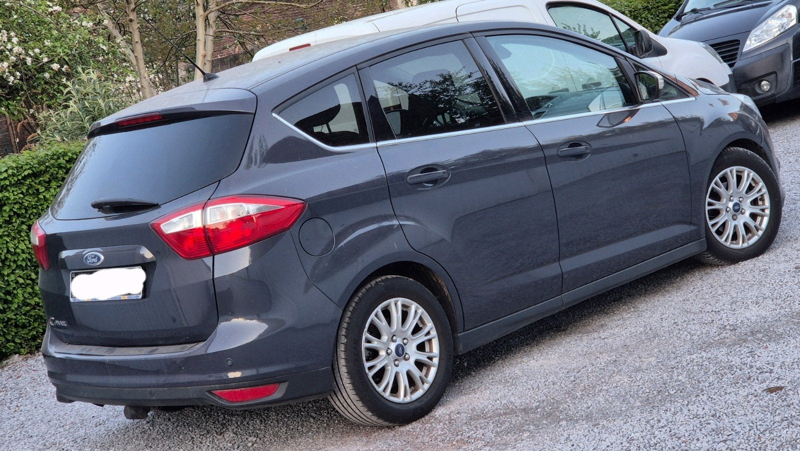 Ford c max 16tdci an2015 cuir clima gps 180mkm 4700€, Autos, Euro 5, Boîte manuelle, 5 portes, Particulier
