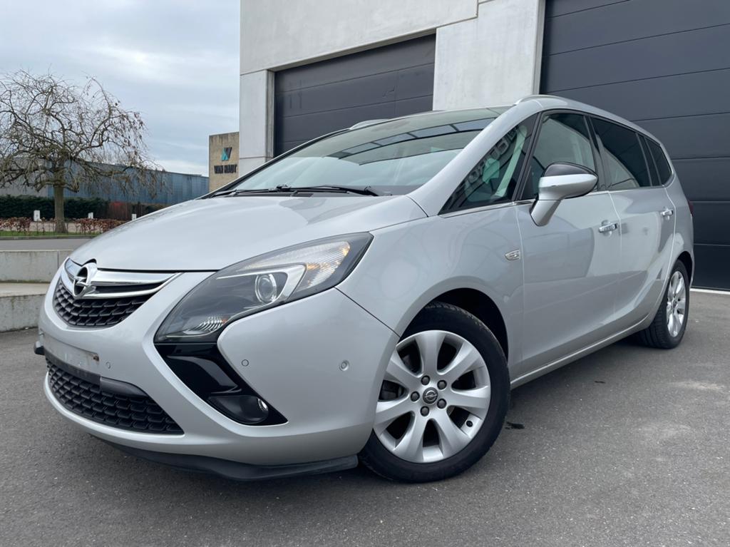 Opel Zafira Tourer 2.0CDTI Dodehoek/Pdc/Navi/1eEig, Auto's, Opel, https://public.car-pass.be/vhr/095ddda4-6ea3-4787-8f16-41bba1ba3564