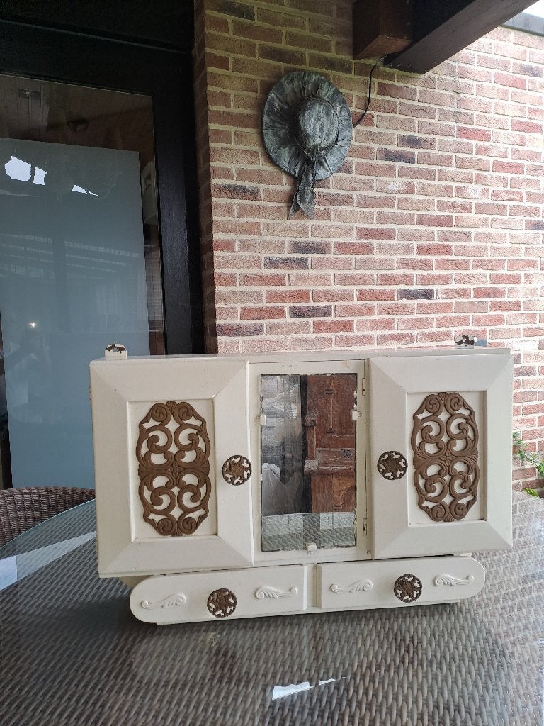 vintage hangkastje in hout, Ophalen, Gebruikt