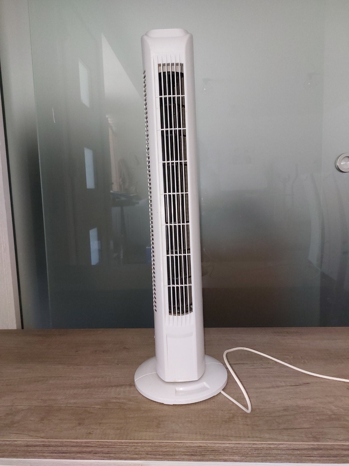Ventilateur vertical, blanc, fonctionne parfaitement, Electroménager, Enlèvement, Ventilateur tour