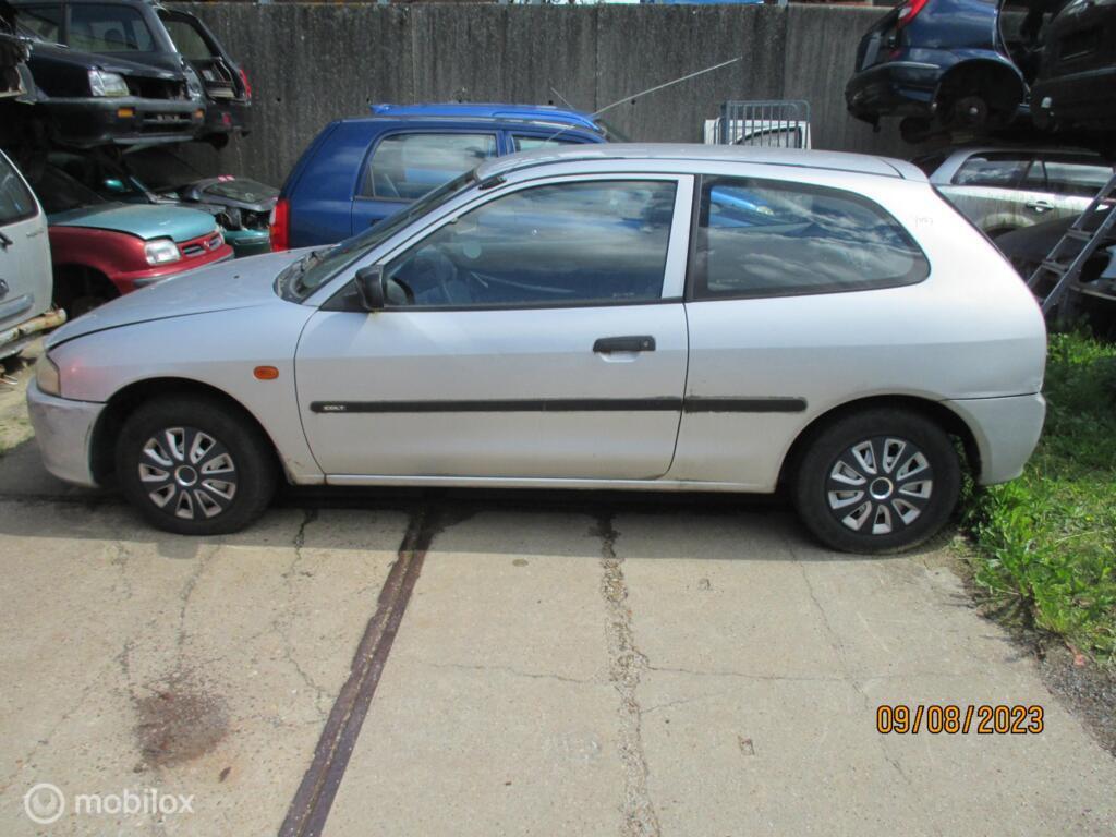 Onderdelen Mitsubishi Colt 1.3 GLXi 1998, Gebruikt, Mitsubishi, Mitsubishi