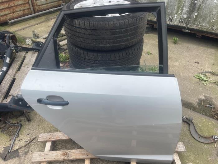 Portière 4portes arrière droite d'un Seat Ibiza (LX7W), Autos : Pièces & Accessoires, -, 3 mois de garantie, Utilisé, Porte