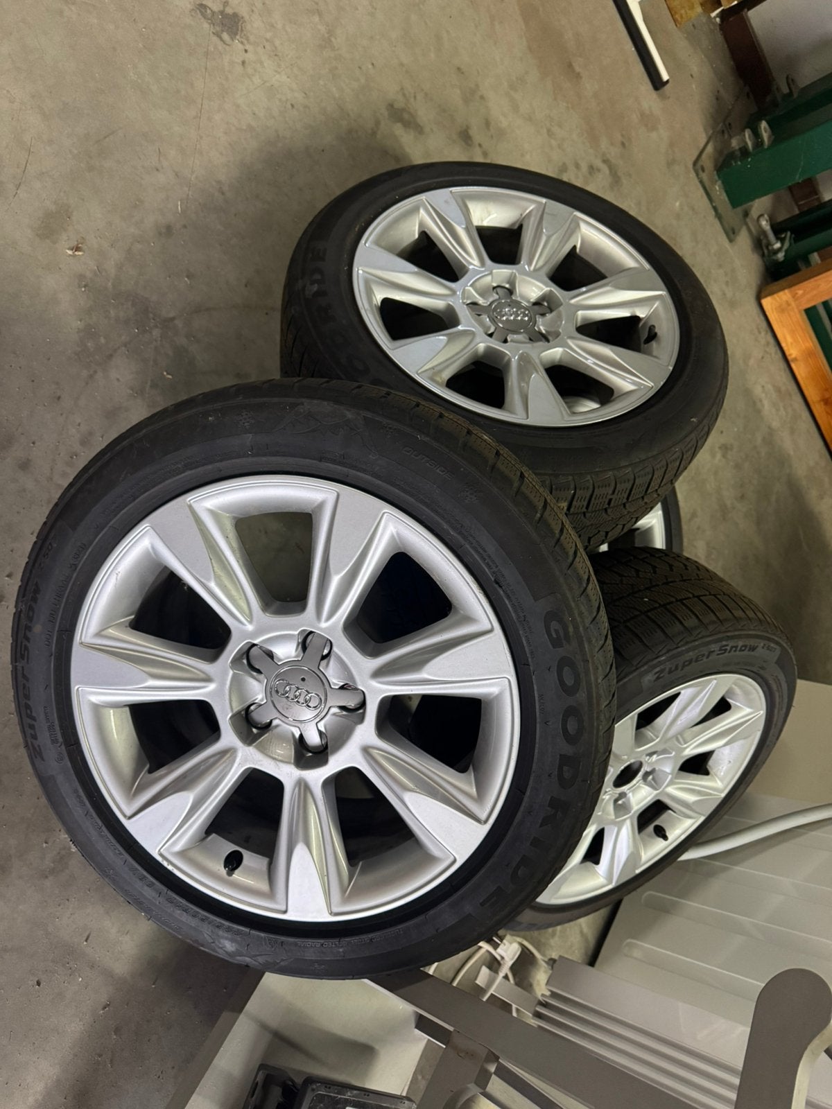 Audi A4 banden en velgen, Ophalen, Gebruikt, Banden en Velgen, 17 inch