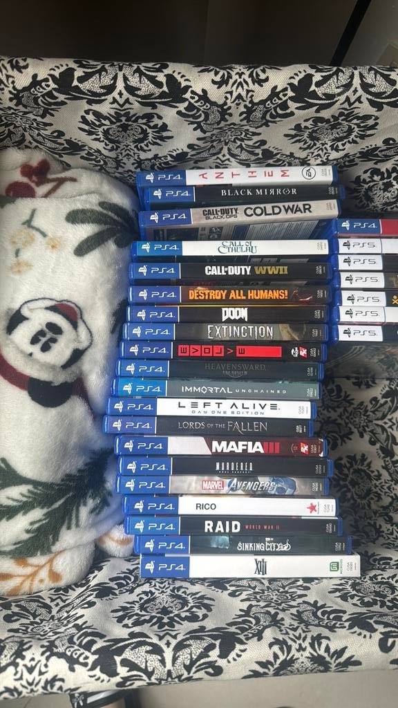 Verschillende ps4 en ps5 games, Games en Spelcomputers, Ophalen, Zo goed als nieuw