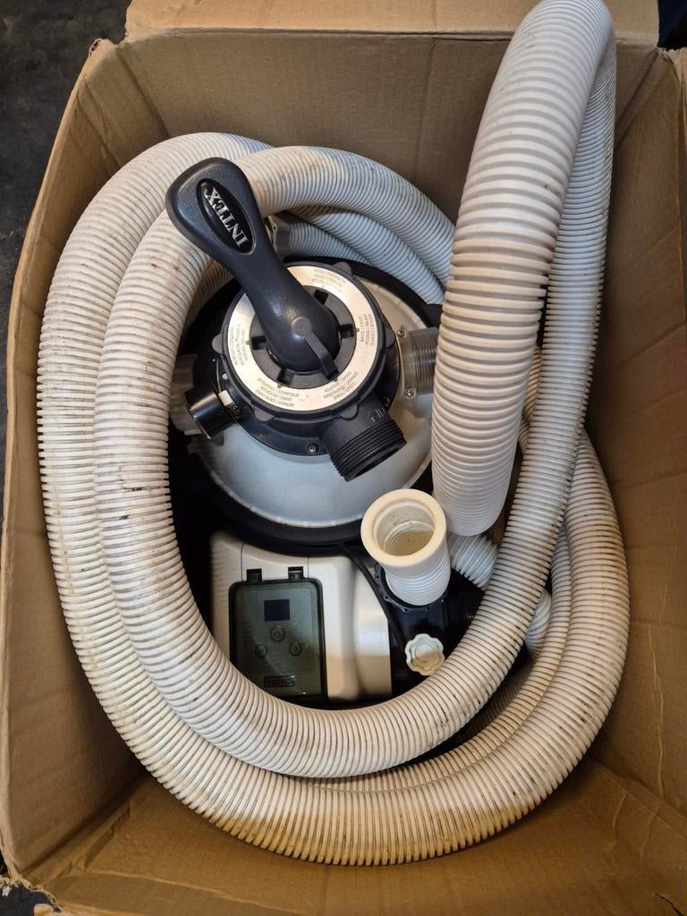 Intex zandfilterpomp SX1500 met extra filterzand, Tuin en Terras, Zwembad-toebehoren, Ophalen, Zo goed als nieuw, Filter