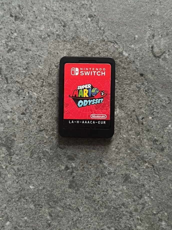 Super Mario Odyssey - Nintendo Switch, Games en Spelcomputers, Ophalen of Verzenden, Zo goed als nieuw