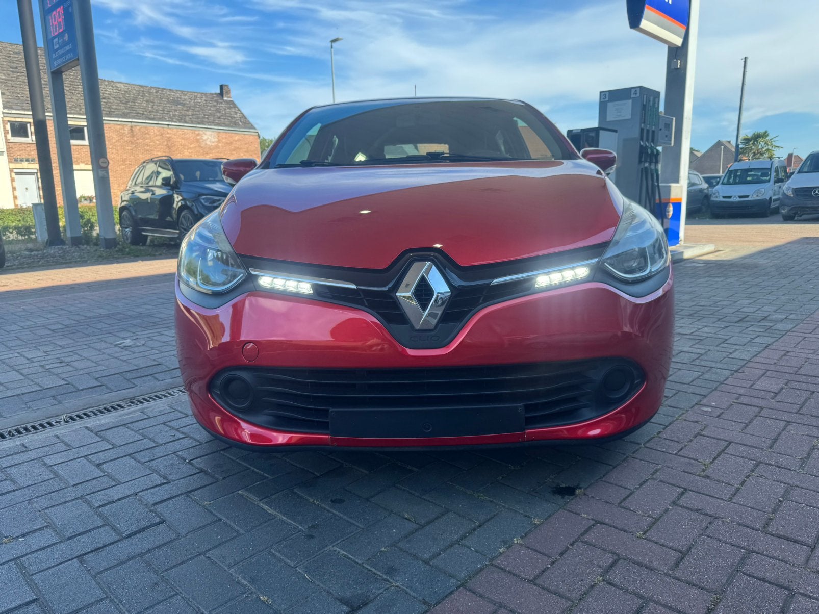 Renault Clio 1.2 - BENZINE - AIRCO - 137.000km - 2015, Euro 5, Stof, Zwart, 127 g/km