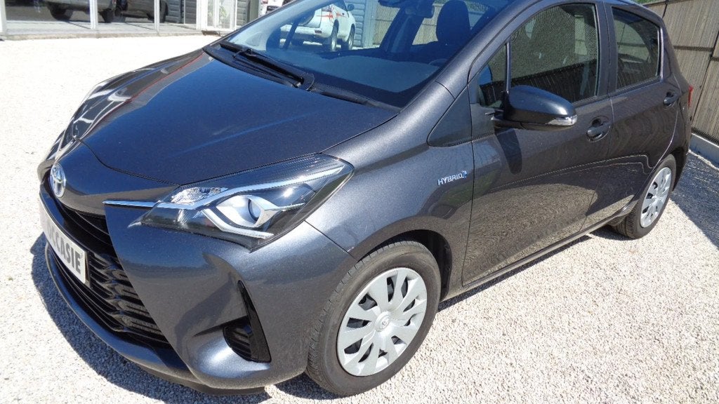 Toyota Yaris COMFORT HYBRIDE (bj 2018, automaat), Auto's, Toyota, Automaat, Automatische klimaatregeling, Gebruikt, Euro 6