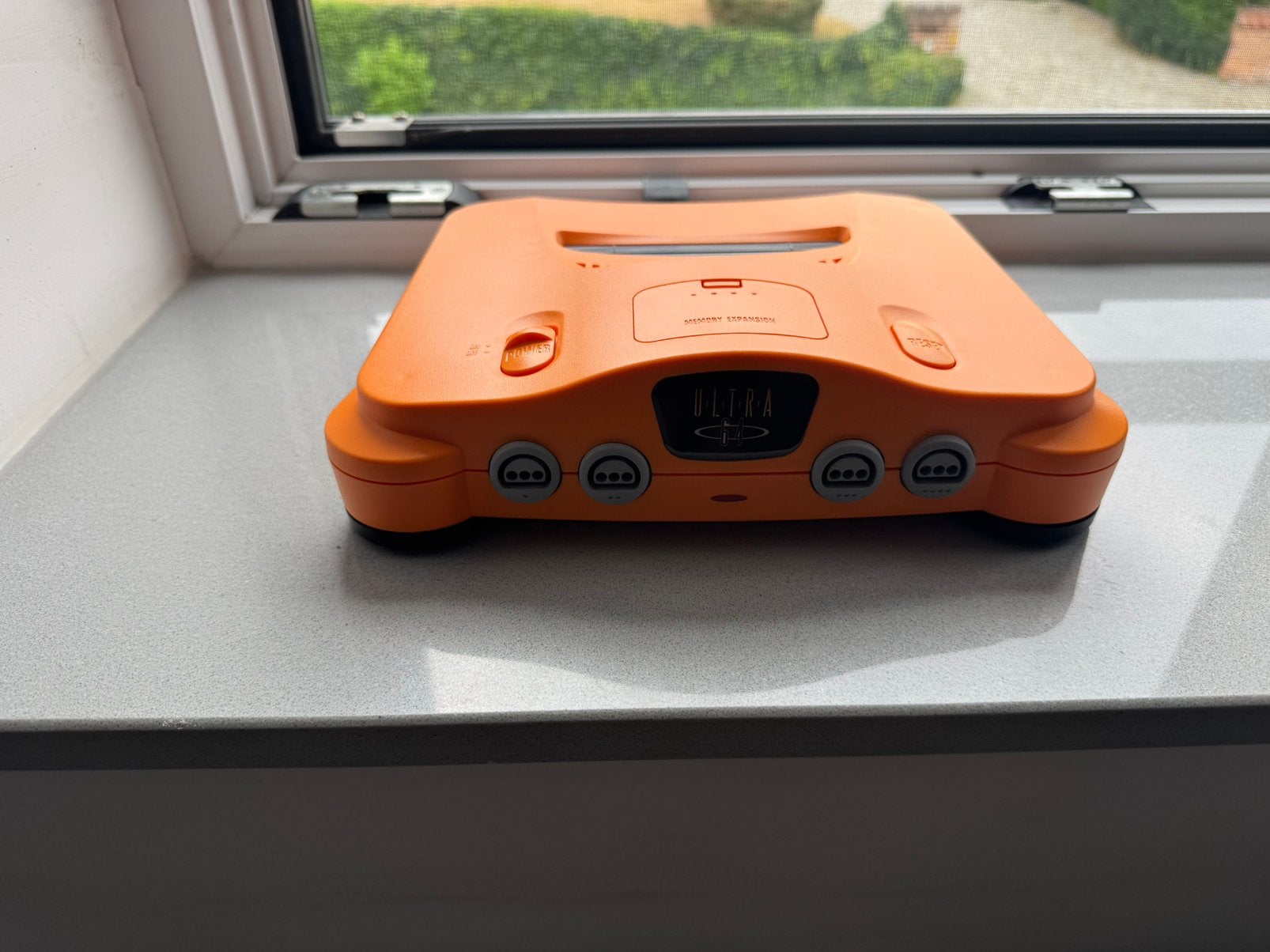 N64 retrogem pixel fx shiny edition, Hobby en Vrije tijd, Modelbouw | Radiografisch | Overige, Ophalen, Zo goed als nieuw