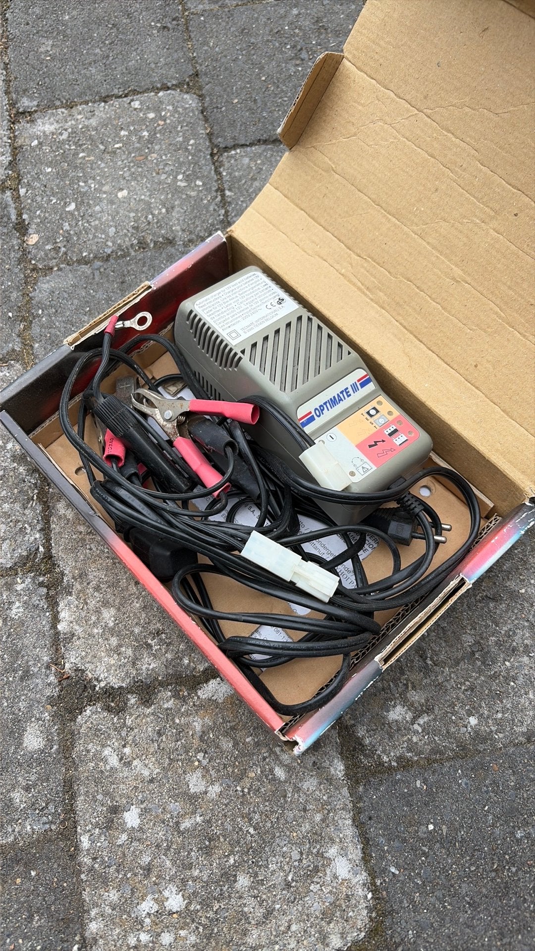 Optimate 3 voor opladen batterij, Ophalen