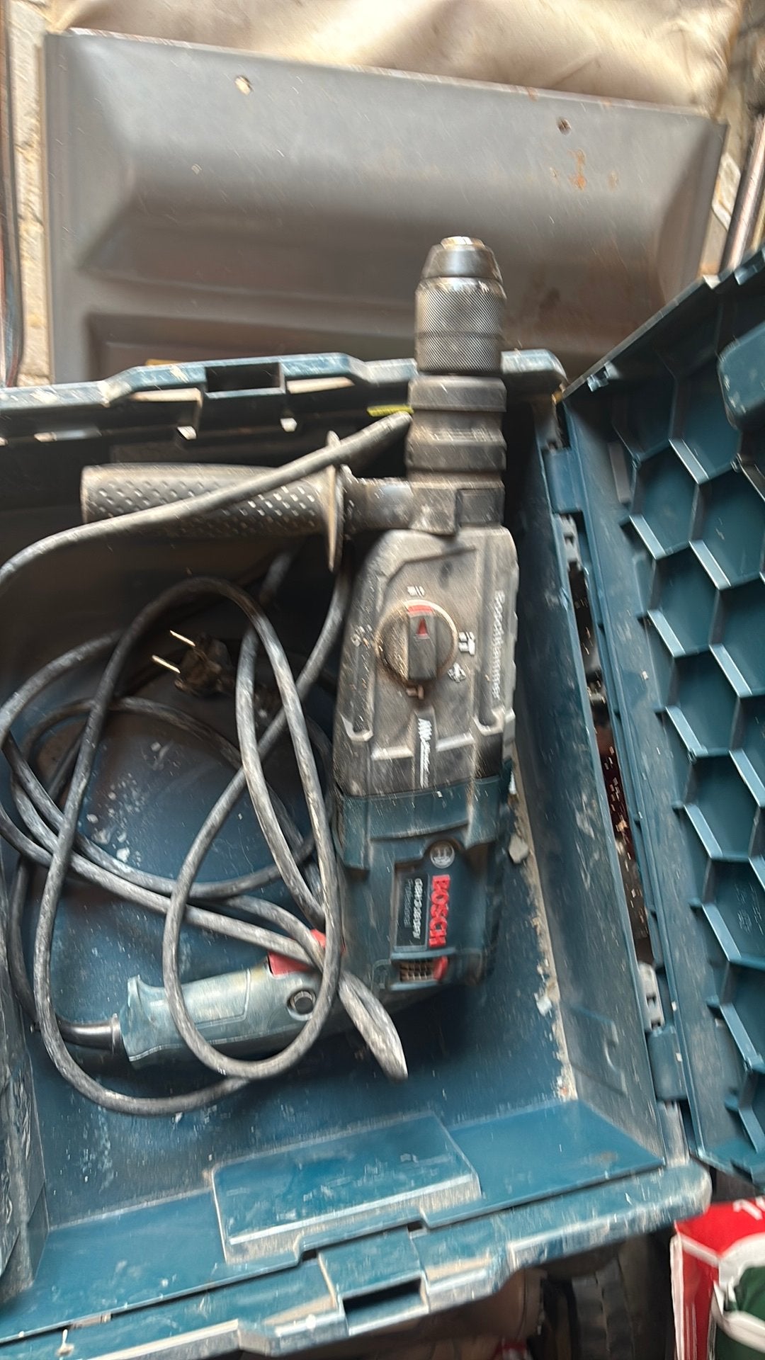 Bosch GBH 2-28 DFV, Doe-het-zelf en Bouw, Ophalen, Boor- en/of Breekhamer, Klopboormechanisme, Gebruikt