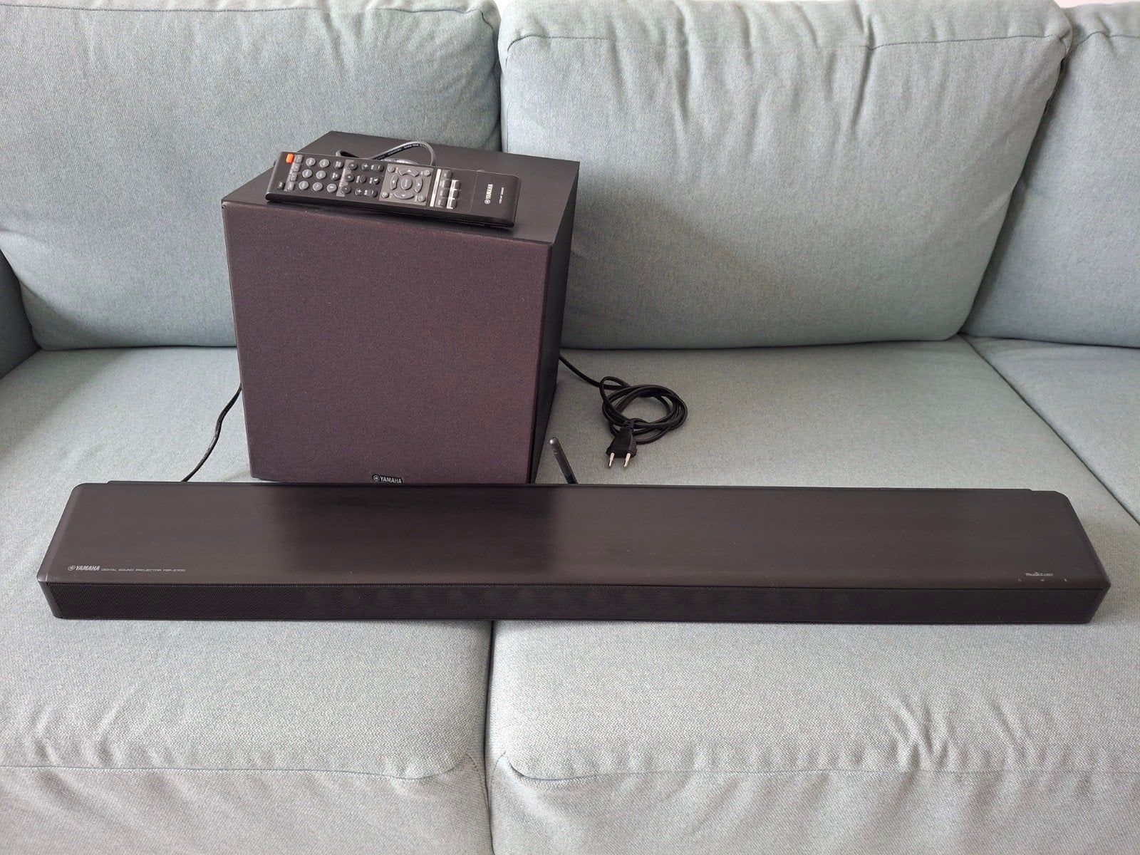 Yamaha MusicCast YSP-2700 + NS-WSW121, TV, Hi-fi & Vidéo, Barres de son, Utilisé, Bluetooth, Avec subwoofer externe, Enlèvement