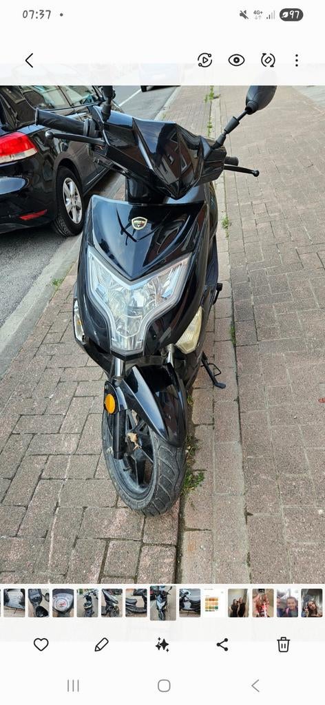 Scooter neco one 12 a vendre . 1er propriétaire