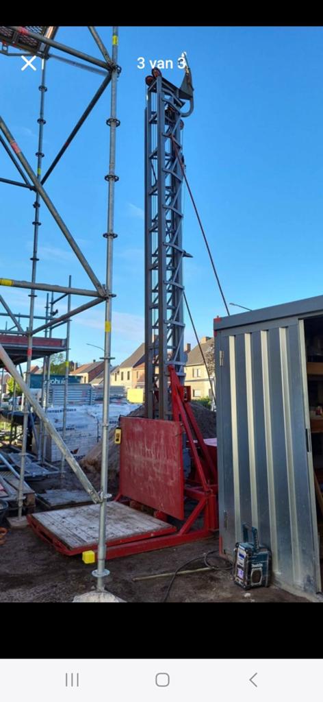 LMB 310TL uitschuifbare mast 220 volt goed werkende staat, Doe-het-zelf en Bouw, Bouwliften, Ophalen