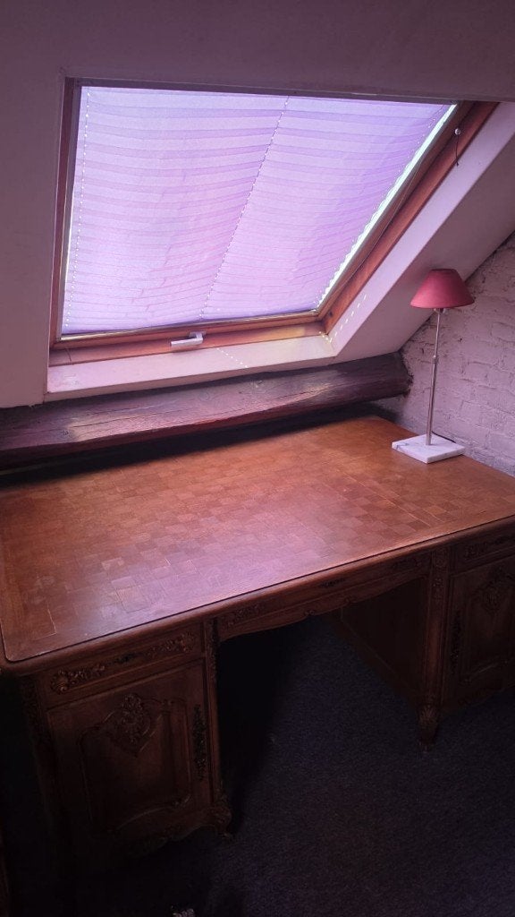 Bureau ministre ancien en chêne sculpté - Style Louis XV, Enlèvement
