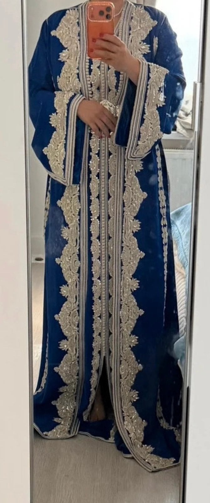 Magnifique takchita haute couture neuve taille unique, Enlèvement ou Envoi, Neuf, Bleu