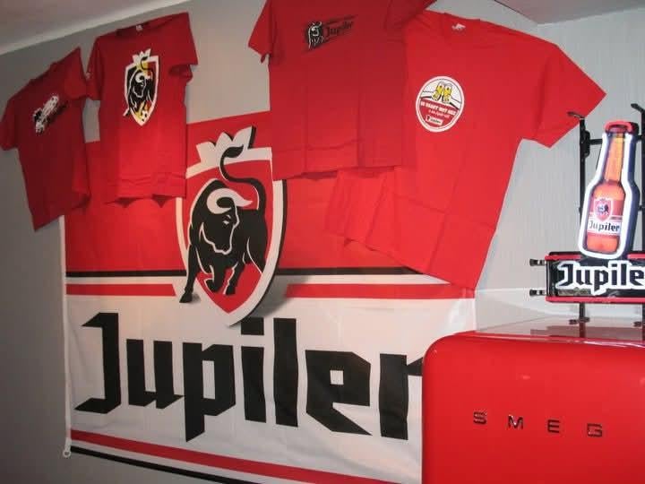 Jupiler verzameling, Ophalen