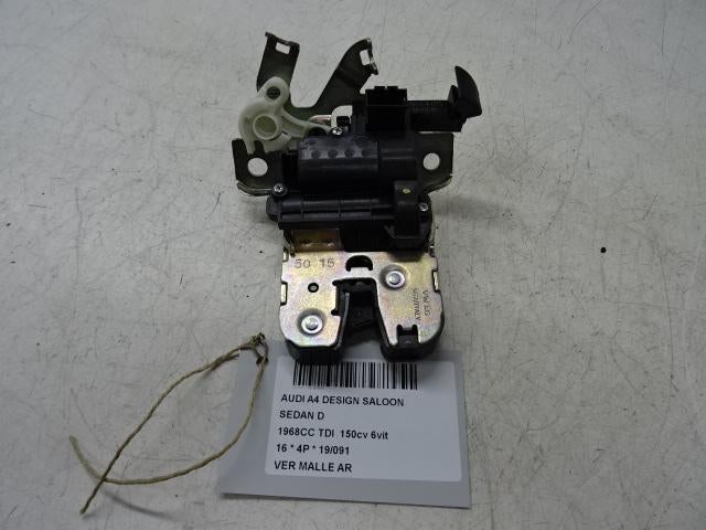 ACHTERKLEPSLOT Audi A4 (B9) (01-2015/11-2019) (3G0827503A), Gebruikt, Audi, Achterklep