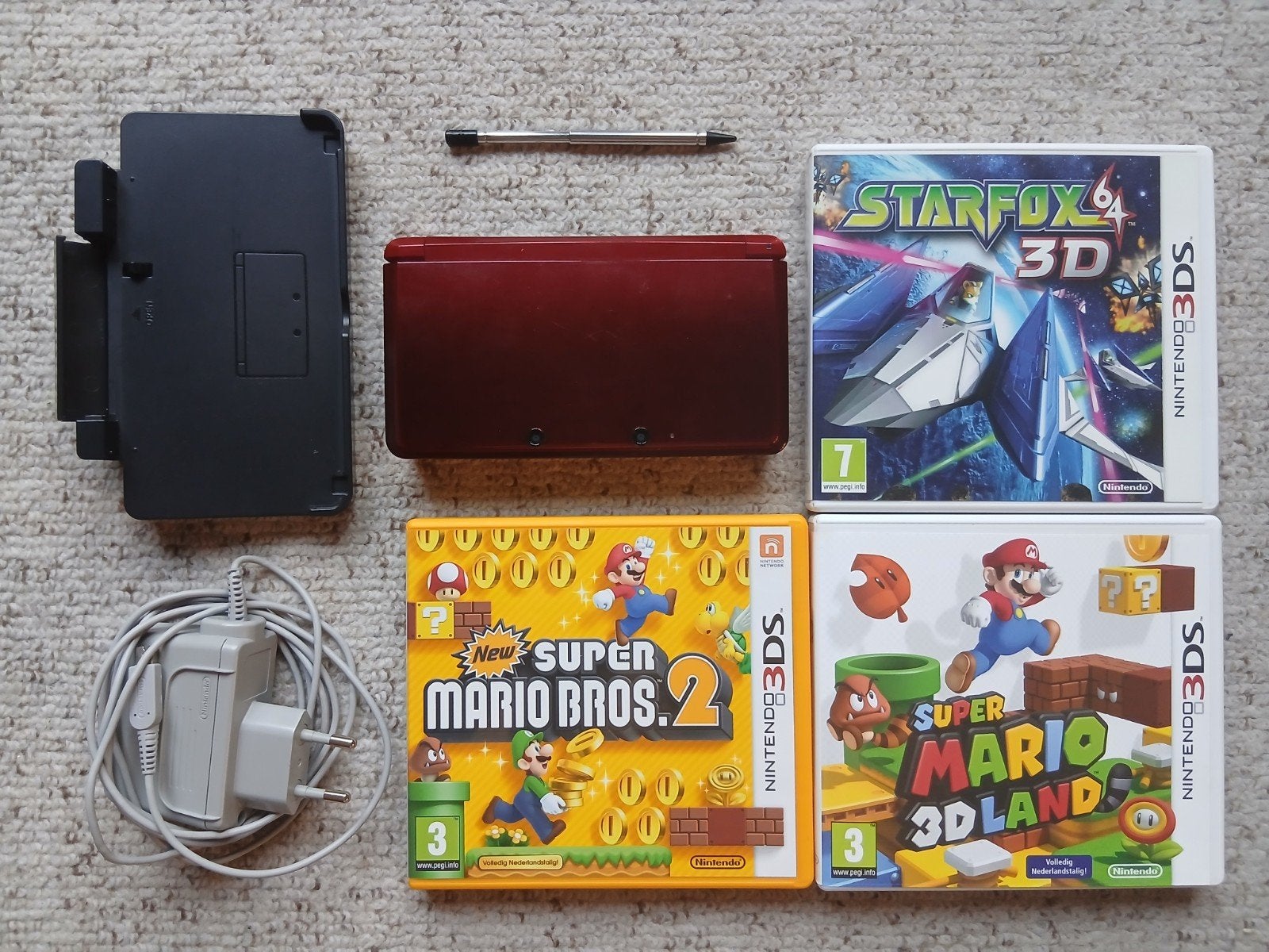 Nintendo 3DS Metallic Red met games, Consoles de jeu & Jeux vidéo, Consoles de jeu | Nintendo 2DS & 3DS, Enlèvement ou Envoi, 3DS