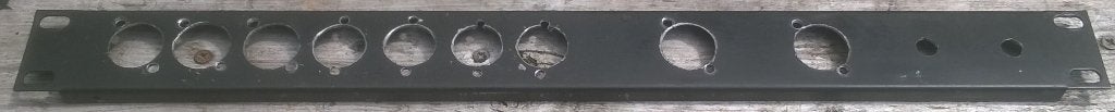 Paneel 1HE, 11x gat, diverse diameters, Musique & Instruments, Enlèvement ou Envoi, Utilisé, Autres instruments, Flight case