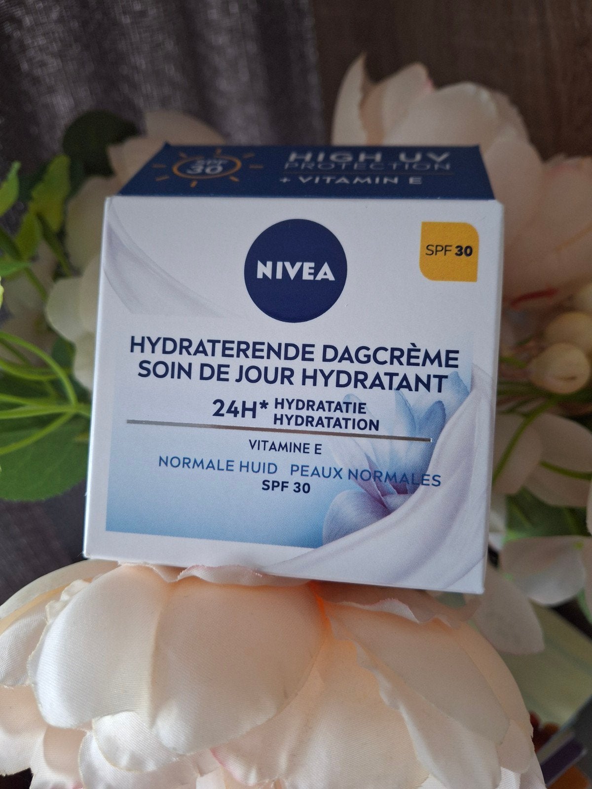 Niveau soin de jour  hydratant neuf, Enlèvement ou Envoi, Neuf, Tout le visage, Soins