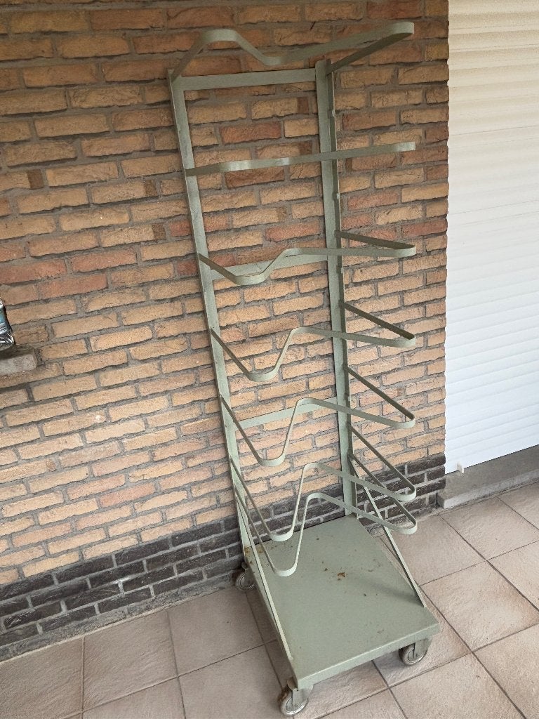 Regaalwagen met 8 leggers op wieltjes, Zakelijke goederen, Ophalen