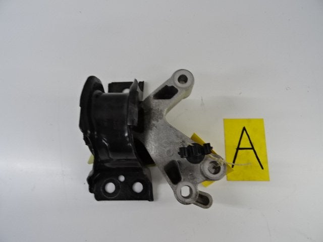 MONTAGE MOTEUR Renault Captur (2R) (01-2013/-), Autos : Pièces & Accessoires, Renault, Mevr. I. Hauben, Utilisé, Rue de l'Espoir 34 34
4030  GRIVEGNÉE, BE