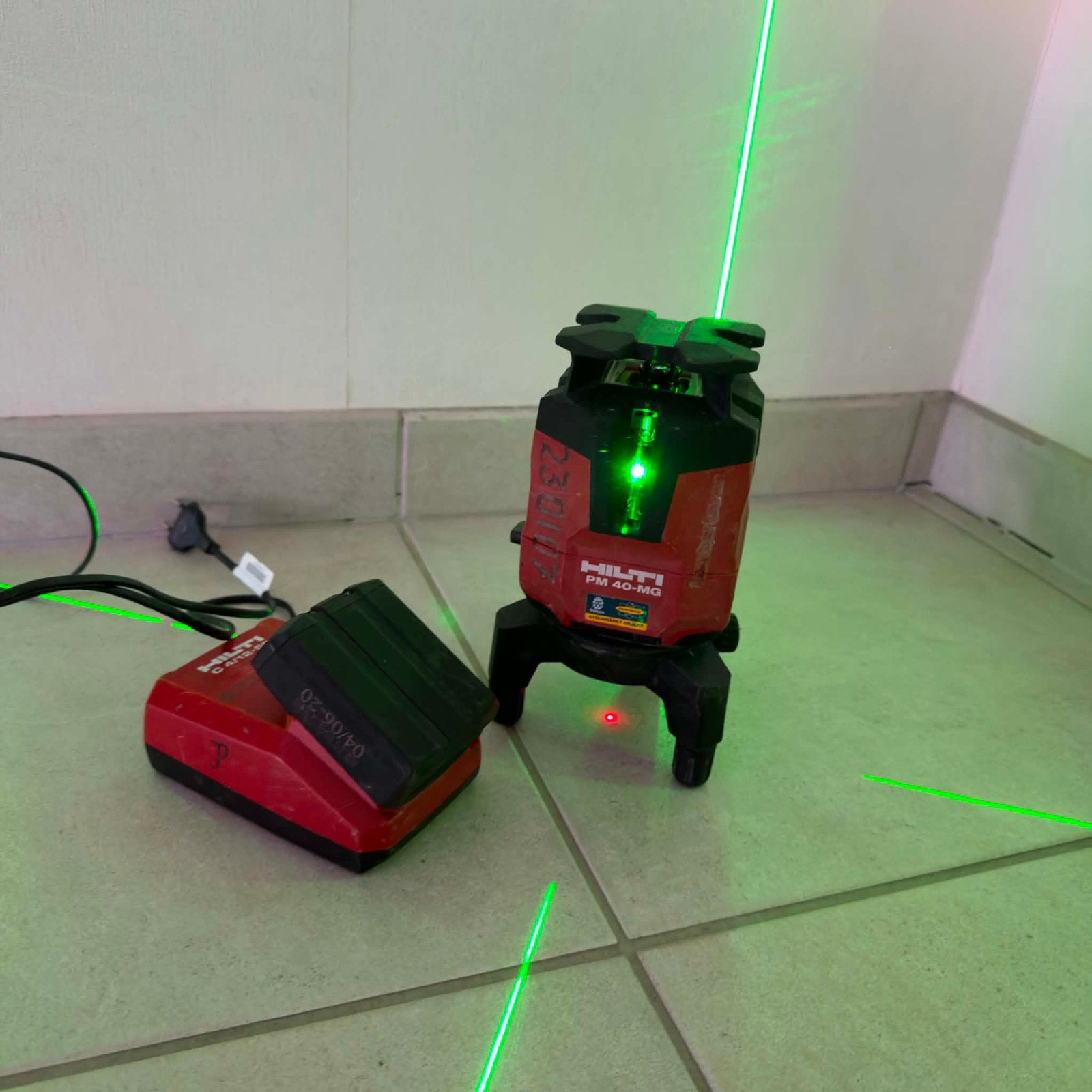 Hilti PM 40 MG, Bricolage & Construction, Enlèvement ou Envoi, Utilisé