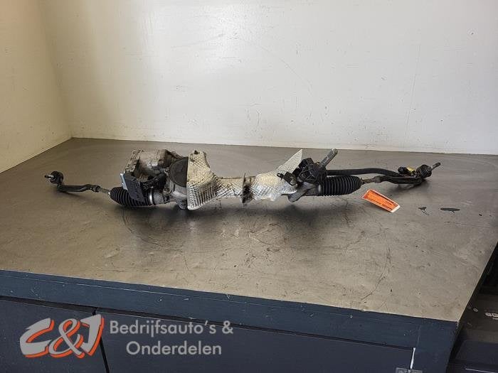 Boîtier de direction assistée d'un Opel Combo, -, Opel, 3 mois de garantie, Utilisé