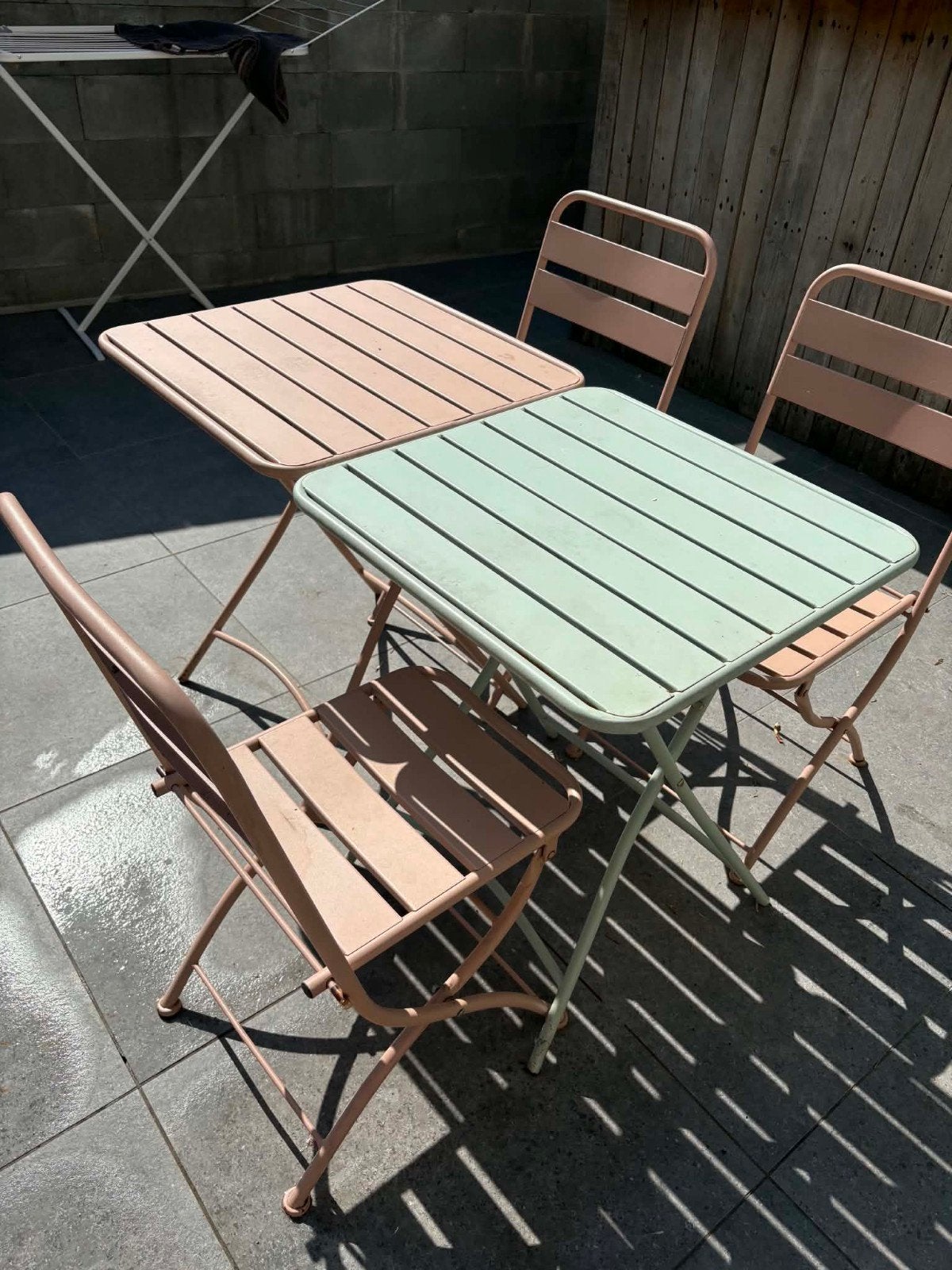 Ensemble de jardin bistro métal bleu et rose - 8pers, Chaise, 8 places, Enlèvement, Utilisé
