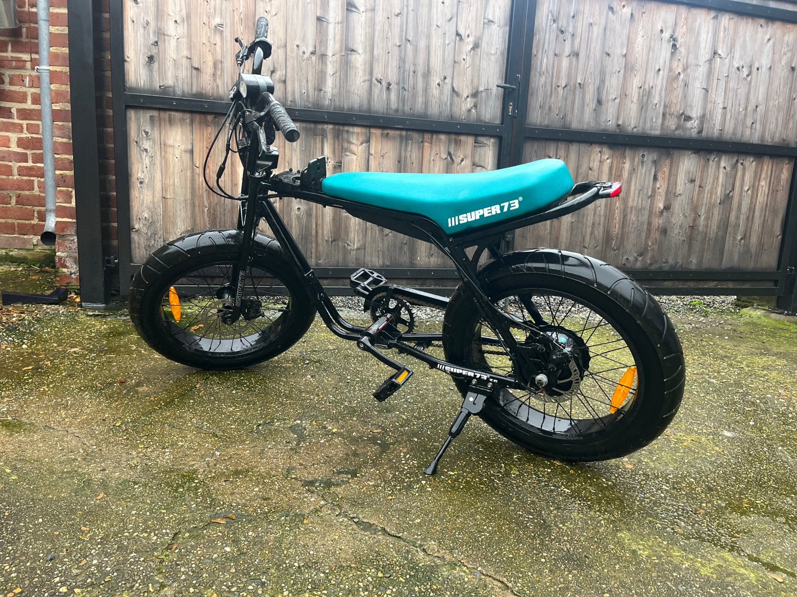 Super 73, Enlèvement, Comme neuf