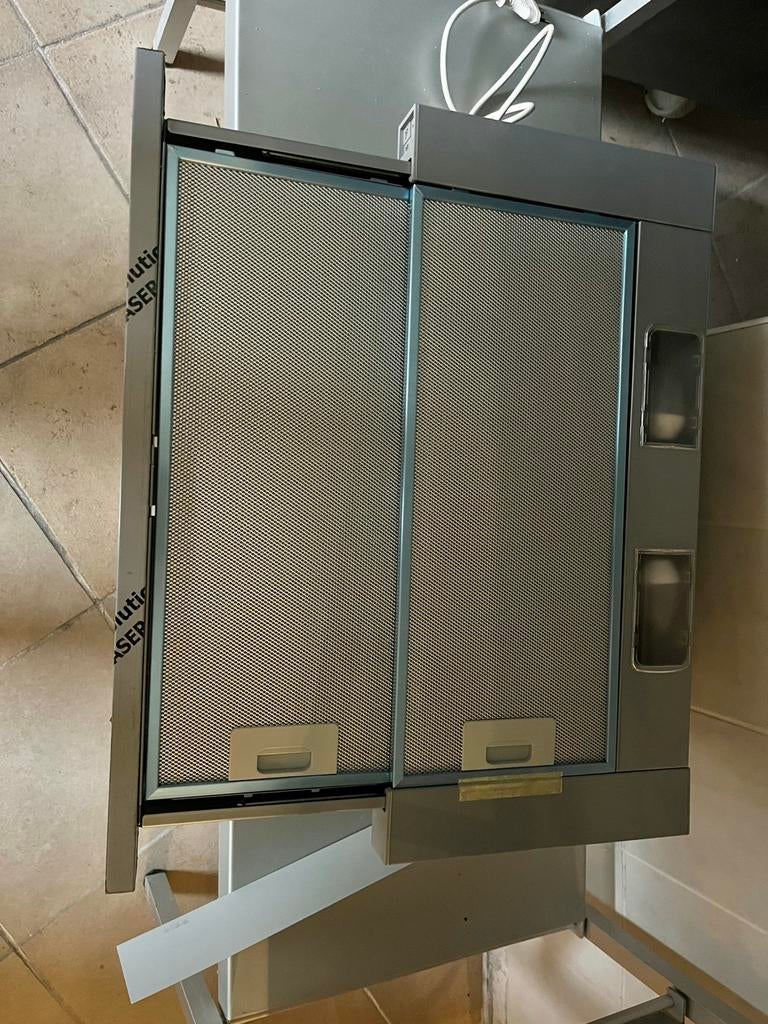 Hotte aspirante compacte : télescopique avec double filtre, Neuf, Aeg, Nic.debruyne@gmail.com, Encastré