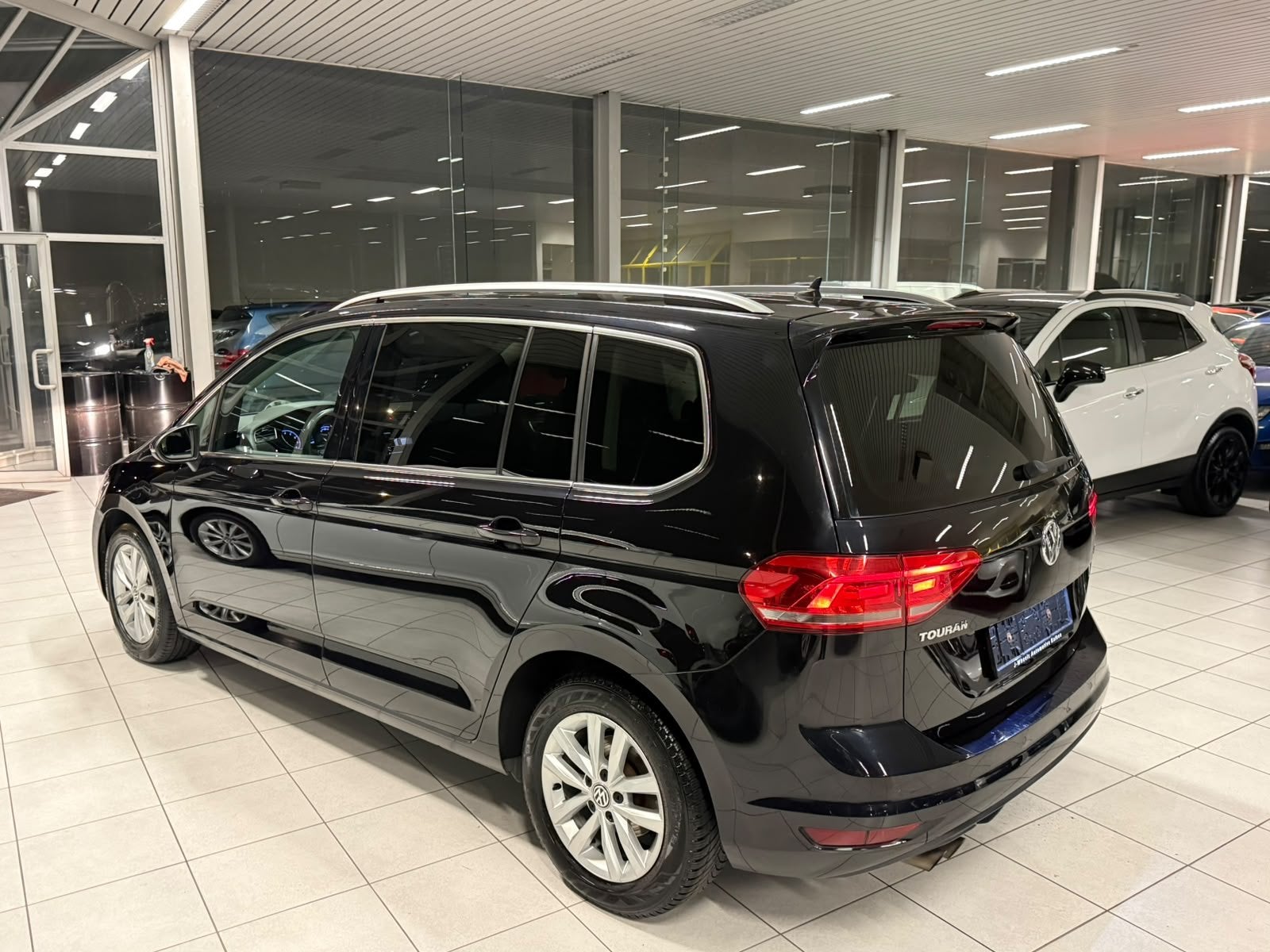 Volkswagen Touran 7 Places 1.4TSI Essence 100kW Euro 6b, Autos, Achat, Euro 6, Entreprise, 7 places