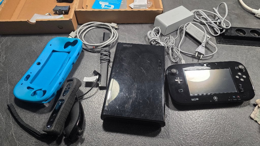 Nintendo Wiiu 32gb + games, Games en Spelcomputers, Ophalen of Verzenden, Met games