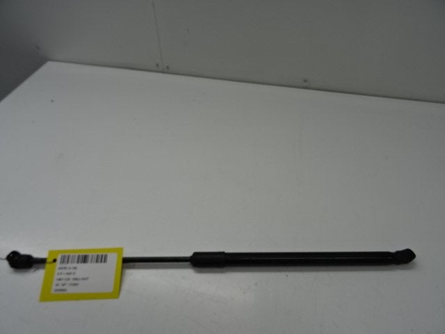VERIN A GAZ Mercedes-Benz A (W176) (01-2012/05-2018), Autos : Pièces & Accessoires, Mercedes-Benz, Mevr. I. Hauben, Utilisé, Rue de l'Espoir 34 34
4030  GRIVEGNÉE, BE