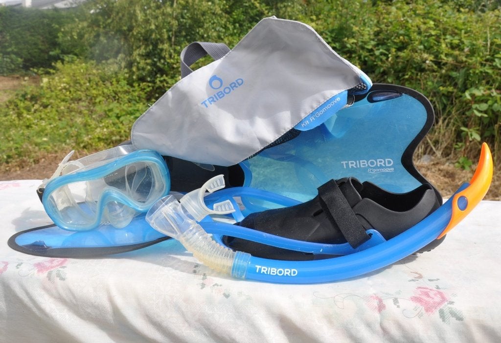 kit de plongée kit r' goomove tribord, Sports nautiques & Bateaux, Plongée, Enlèvement ou Envoi, Utilisé, Palmes de natation ou de plongée